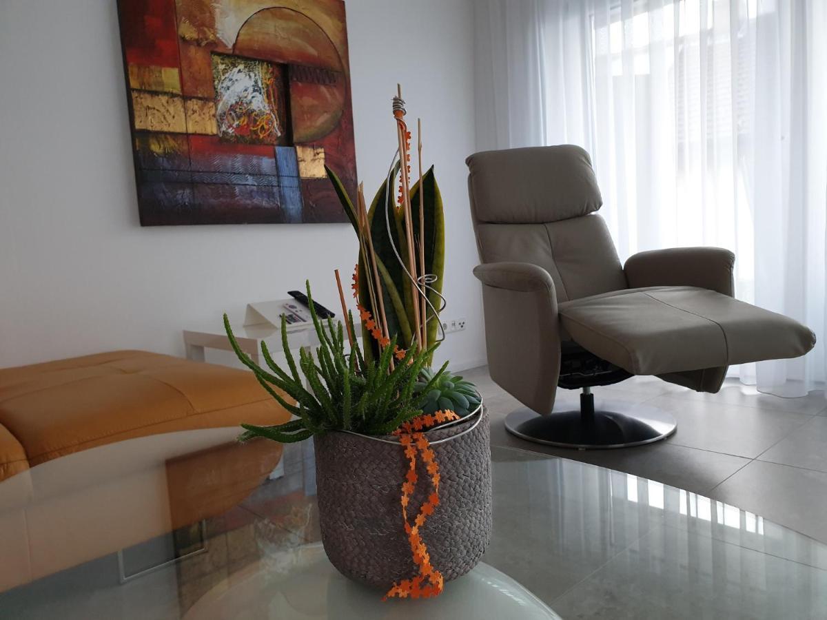 Ferienwohnung Happynes Bad Neustadt an der Saale Luaran gambar